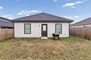 1326 Hemphill St, Greenville, TX 75401 - Photo 34