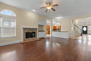 3607 Flagstone Dr, Carrollton, TX 75007 - Photo 8