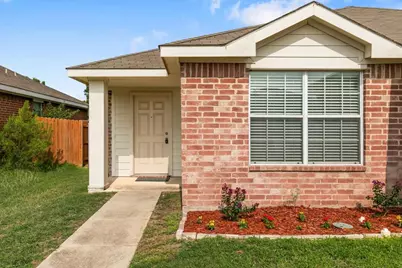 621 Woodpecker Lane, Fort Worth, TX 76108 - Photo 2