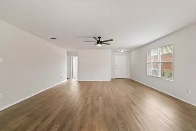 621 Woodpecker Lane, Fort Worth, TX 76108 - Photo 8