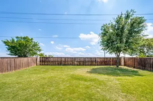 8224 Bonanza St, Aubrey, TX 76227 - Photo 26