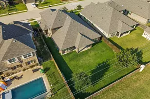 8224 Bonanza St, Aubrey, TX 76227 - Photo 32