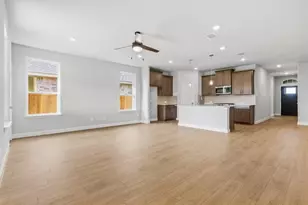 17132 Manzanilla Dr, Justin, TX 76247 - Photo 8