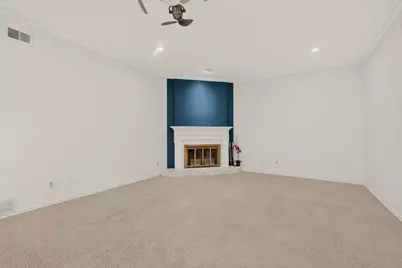 3113 Stonehenge Lane, Carrollton, TX 75006 - Photo 6