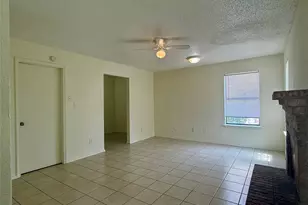 2057 W Walnut St, Garland, TX 75042 - Photo 4