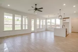 6926 Trail Rock Dr, Benbrook, TX 76126 - Photo 6