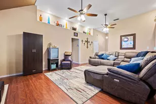 1510 Berry Patch Ln, Granbury, TX 76048 - Photo 12