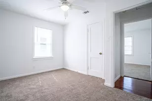 3323 W Clarendon Dr, Dallas, TX 75211 - Photo 18
