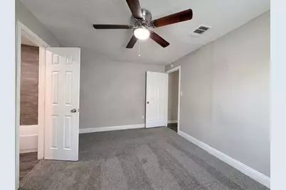 2008 Danner Street, Fort Worth, TX 76105 - Photo 14