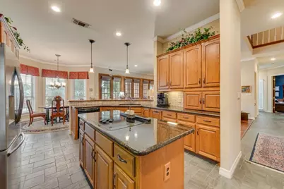 757 Village Green Drive, DeSoto, TX 75115 - Photo 4