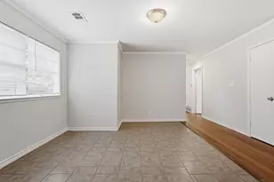 760 Oakwood Ave, Hurst, TX 76053 - Photo 8