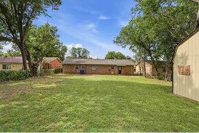 760 Oakwood Avenue, Hurst, TX 76053 - Photo 34