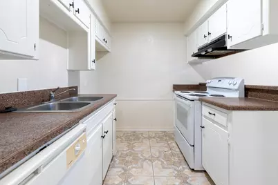 756 E Pecan Street #756, Hurst, TX 76053 - Photo 10
