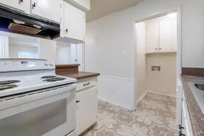 756 E Pecan Street #756, Hurst, TX 76053 - Photo 10