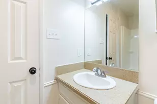 756 E Pecan St, Hurst, TX 76053 - Photo 20