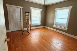 2203 Pearl Ave, Fort Worth, TX 76164 - Photo 4