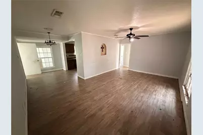 2613 Stark Street, Fort Worth, TX 76112 - Photo 4