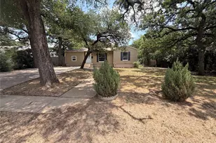 2613 Stark St, Fort Worth, TX 76112 - Photo 2
