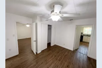421 N 3rd Street, Jacksboro, TX 76458 - Photo 8