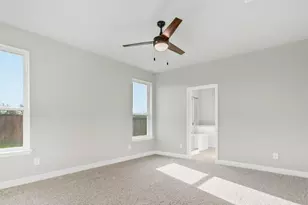 17136 Manzanilla Dr, Justin, TX 76247 - Photo 14
