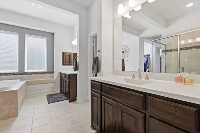 2713 Cole Castle Drive, Lewisville, TX 75056 - Photo 18