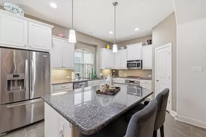 2713 Cole Castle Drive, Lewisville, TX 75056 - Photo 6
