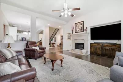 2713 Cole Castle Drive, Lewisville, TX 75056 - Photo 8
