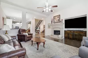 2713 Cole Castle Dr, Lewisville, TX 75056 - Photo 8