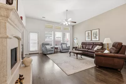 2713 Cole Castle Drive, Lewisville, TX 75056 - Photo 10