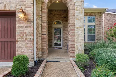 2713 Cole Castle Drive, Lewisville, TX 75056 - Photo 34