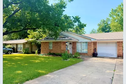 1112 Laguna Drive, Denton, TX 76209 - Photo 2