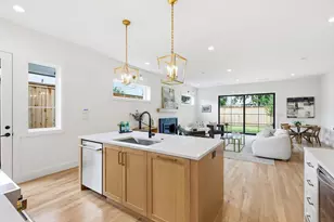 4525 Hopkins Ave, Dallas, TX 75209 - Photo 8