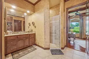2002 W Emerald Bend Ct, Granbury, TX 76049 - Photo 12