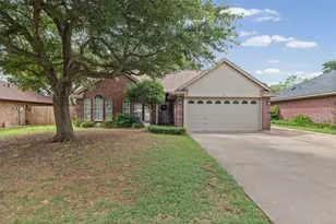 1517 Hayloft Ln, Granbury, TX 76048 - Photo 1