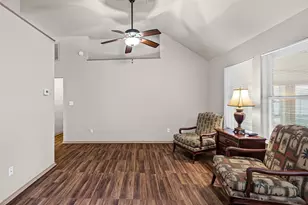 1517 Hayloft Ln, Granbury, TX 76048 - Photo 20