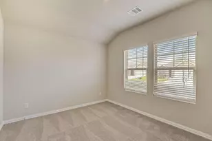310 Sugarlands Dr, Greenville, TX 75402 - Photo 22