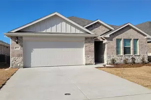 310 Sugarlands Dr, Greenville, TX 75402 - Photo 1