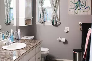 110 N Cherry Ln, Granbury, TX 76048 - Photo 8