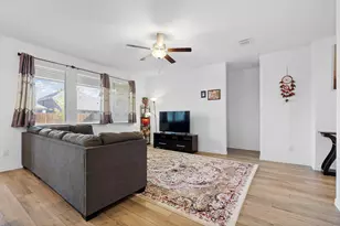 1713 Lake Grove Dr, Little Elm, TX 75068 - Photo 10