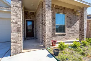 1713 Lake Grove Dr, Little Elm, TX 75068 - Photo 4