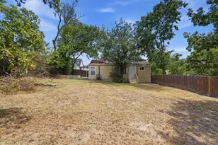 2663 Burton Ave, Fort Worth, TX 76105 - Photo 24