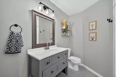 2307 Meadow Creek Drive, Carrollton, TX 75006 - Photo 22