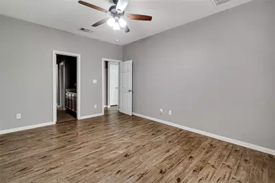1015 Christine Street, Keene, TX 76031 - Photo 18