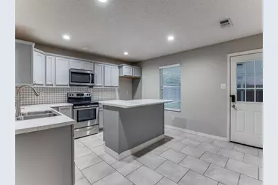 541 Hertford Street, Fort Worth, TX 76036 - Photo 4