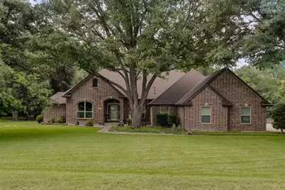 515 Seneca Drive, Waxahachie, TX 75165 - Photo 1