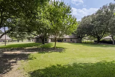515 Seneca Drive, Waxahachie, TX 75165 - Photo 34