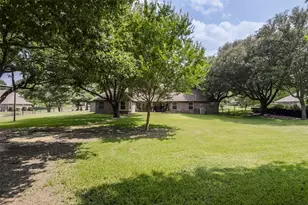 515 Seneca Dr, Waxahachie, TX 75165 - Photo 34
