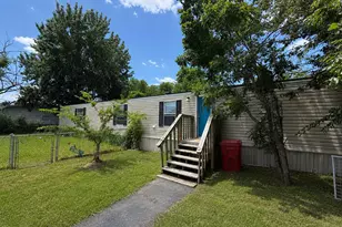 204 Mc Elroy St, Southmayd, TX 76273 - Photo 1