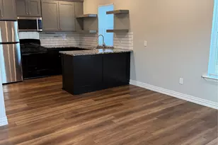 106 W Hull St, Denison, TX 75021 - Photo 2