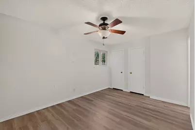 2041 Hemlock Drive, Haltom City, TX 76117 - Photo 18